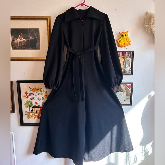 Vintage 1970s Black Knit Wide-Leg Jumpsuit - Bishop Sleeves, Belted Waist - Picture 1 of 8